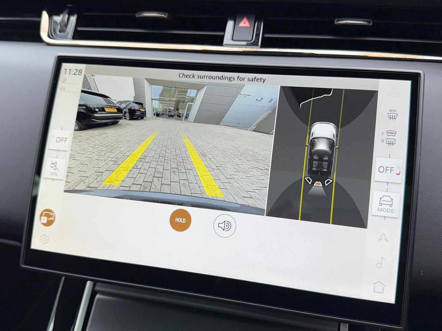 Used Land Rover Range Rover Evoque 2024 for sale - 76682563: Photo 12