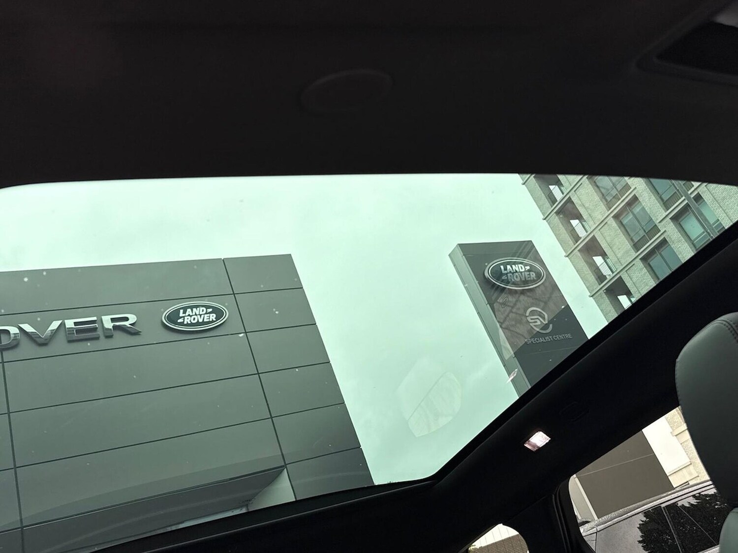 Used Land Rover Range Rover Evoque 2024 for sale - 76682563: Photo 21