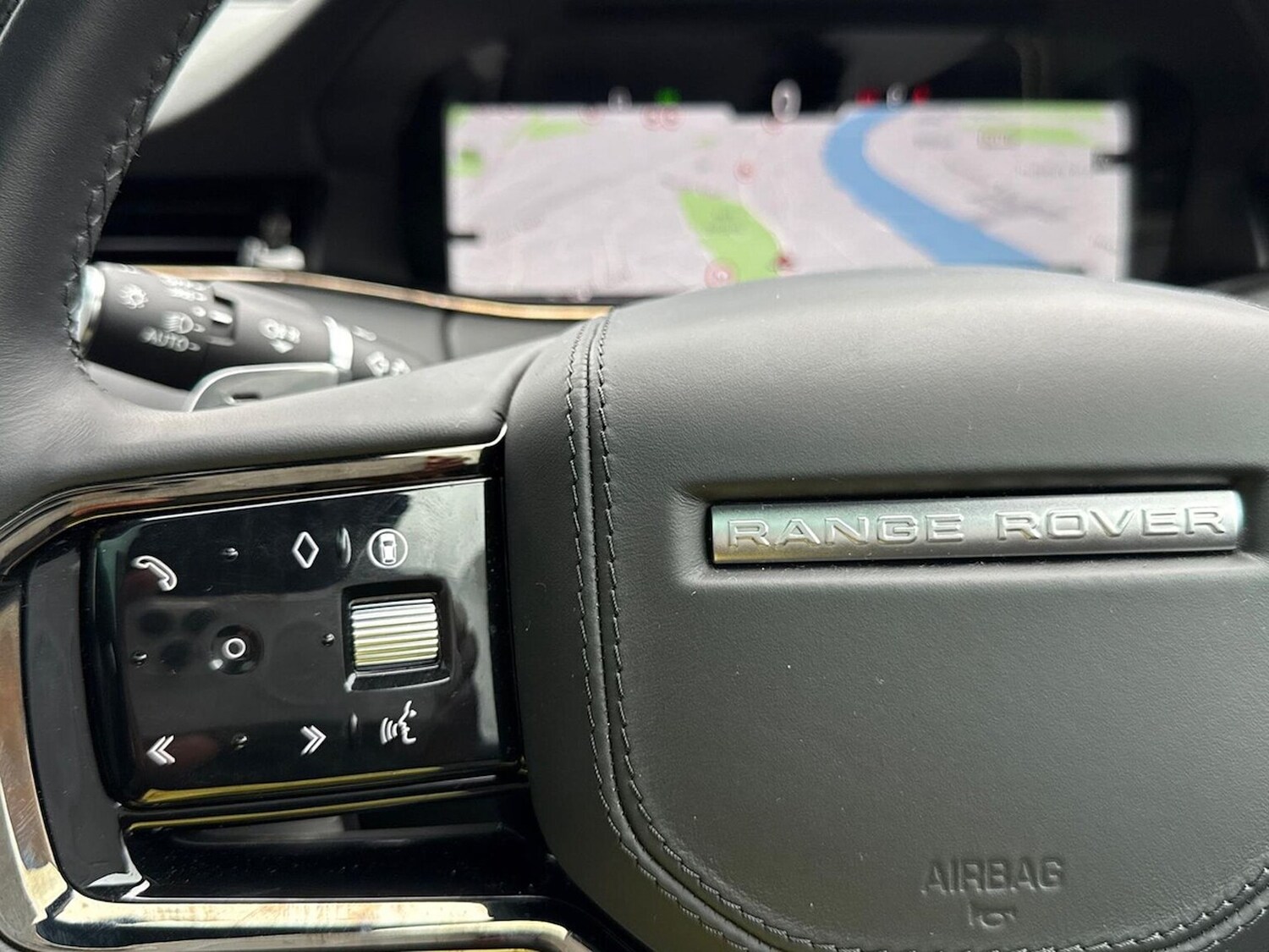 Used Land Rover Range Rover Evoque 2024 for sale - 76682563: Photo 23