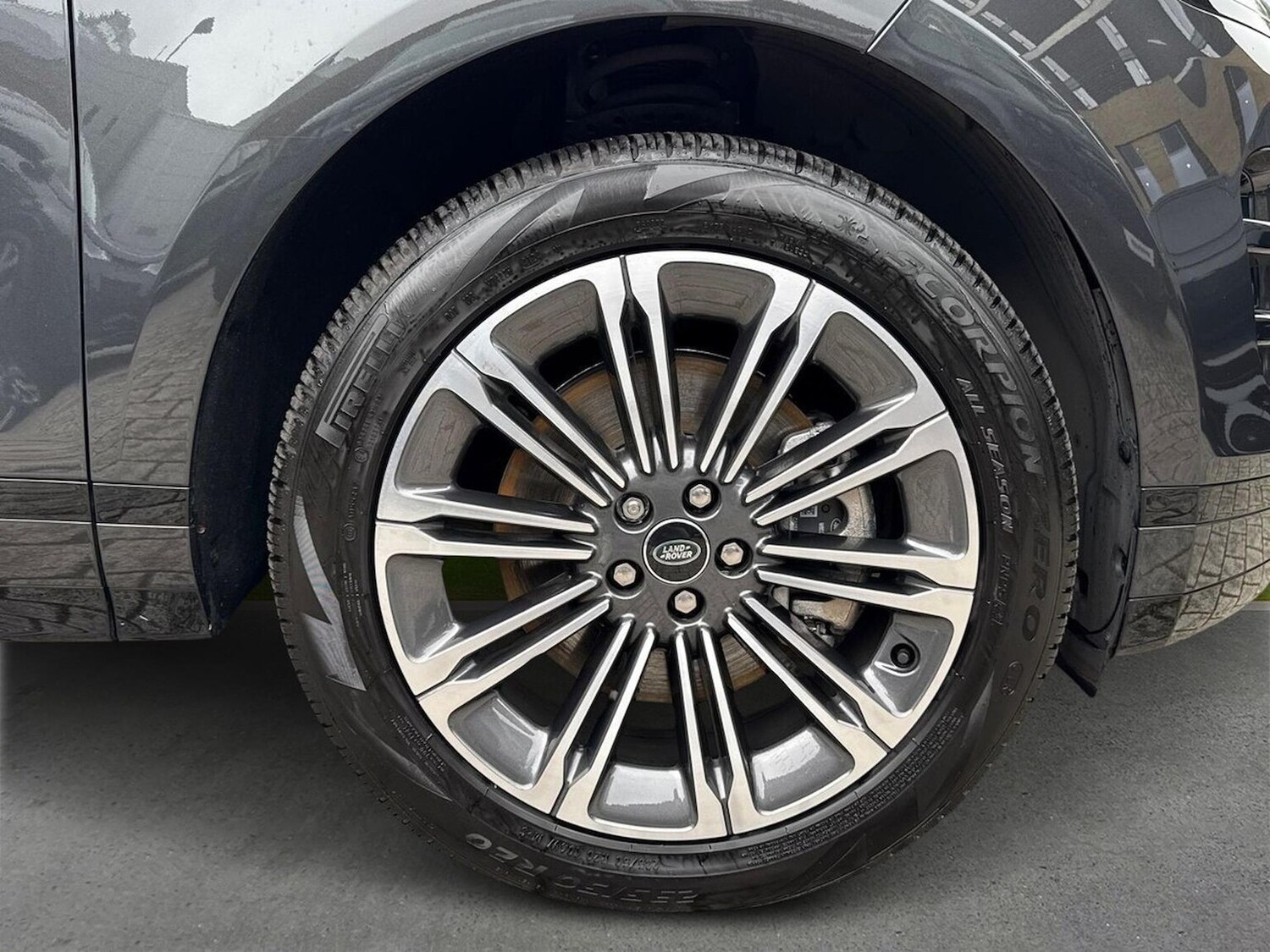 Used Land Rover Range Rover Evoque 2024 for sale - 76682563: Photo 8