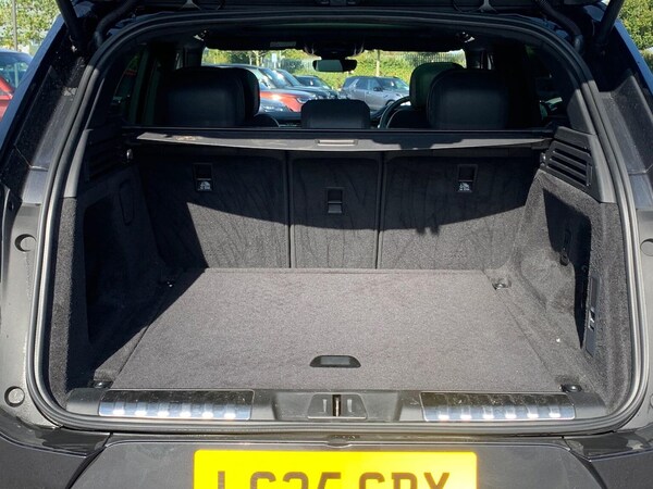 Used Land Rover Range Rover Sport 2025 for sale - 76102516: Photo 10