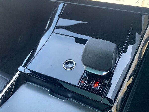 Used Land Rover Range Rover Sport 2025 for sale - 76102516: Photo 13