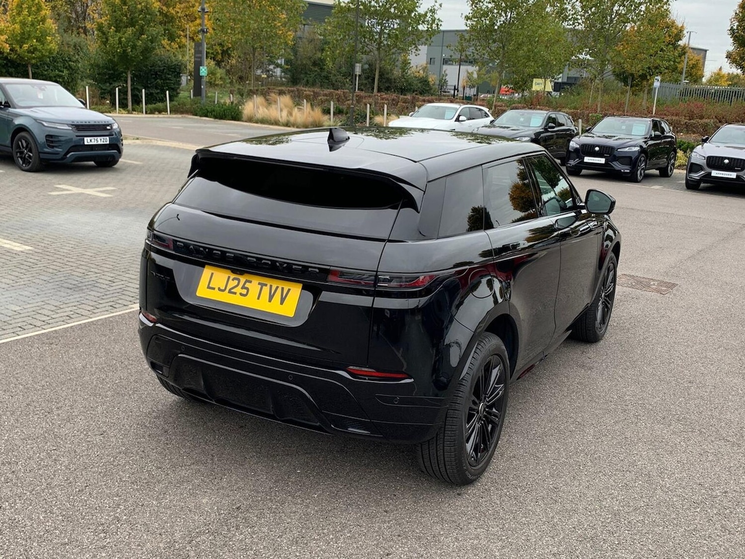 Used Land Rover Range Rover Evoque 2025 for sale - 76299417: Photo 37
