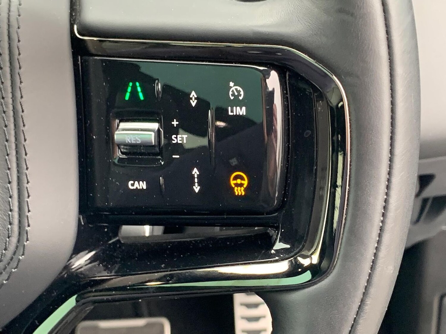 Used Land Rover Range Rover Evoque 2025 for sale - 76299417: Photo 40