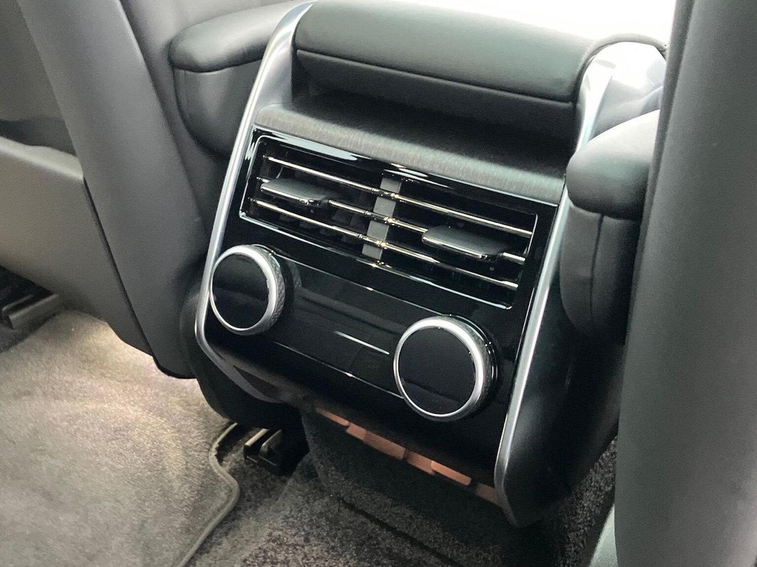 Used Land Rover Range Rover 2025 for sale - 76979876: Photo 18