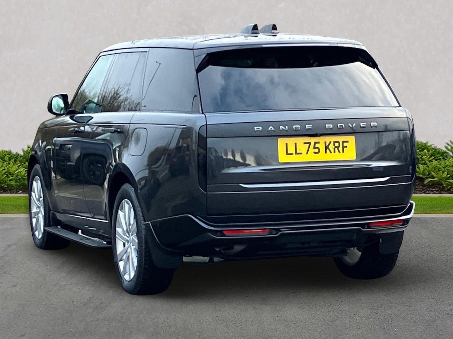 Used Land Rover Range Rover 2025 for sale - 76979876: Photo 2