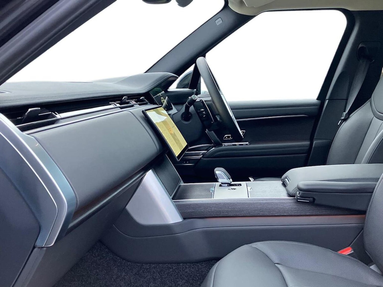 Used Land Rover Range Rover 2025 for sale - 76979876: Photo 3