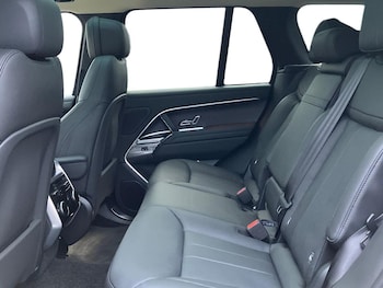 Used Land Rover Range Rover 2025 for sale - 76979876: Photo