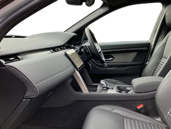 Used Land Rover Discovery Sport 2025 for sale - 77872132: Photo