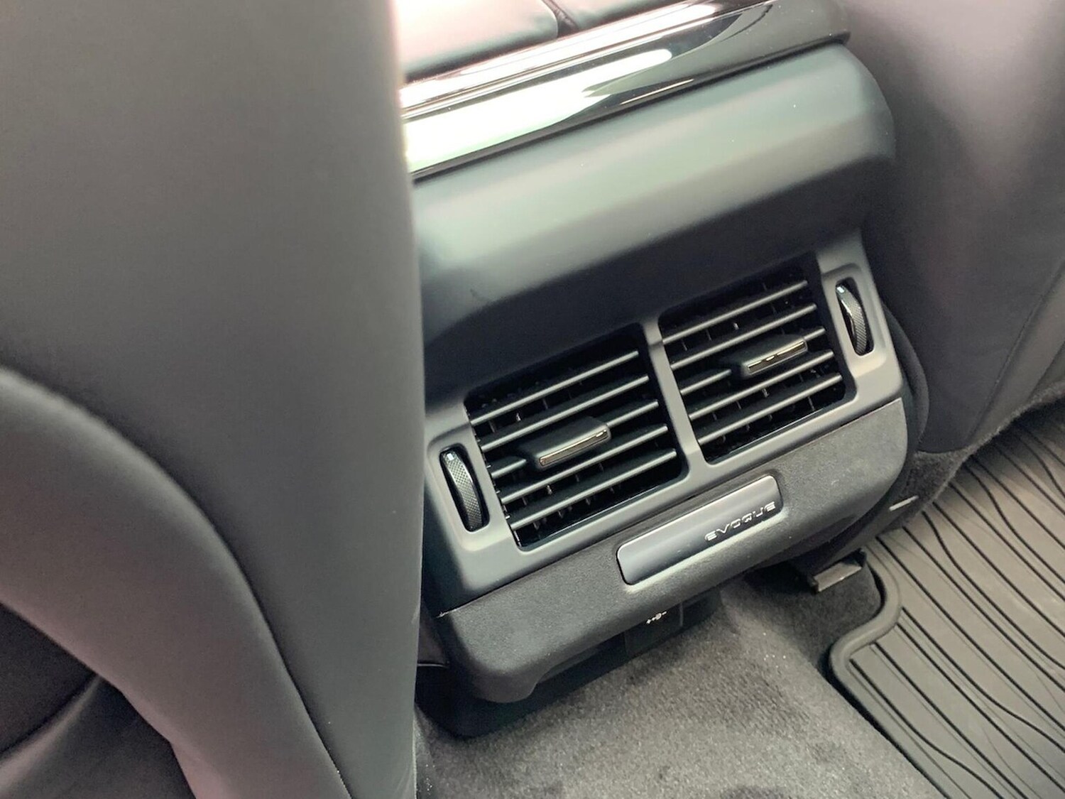 Used Land Rover Range Rover Evoque 2025 for sale - 77489418: Photo 18