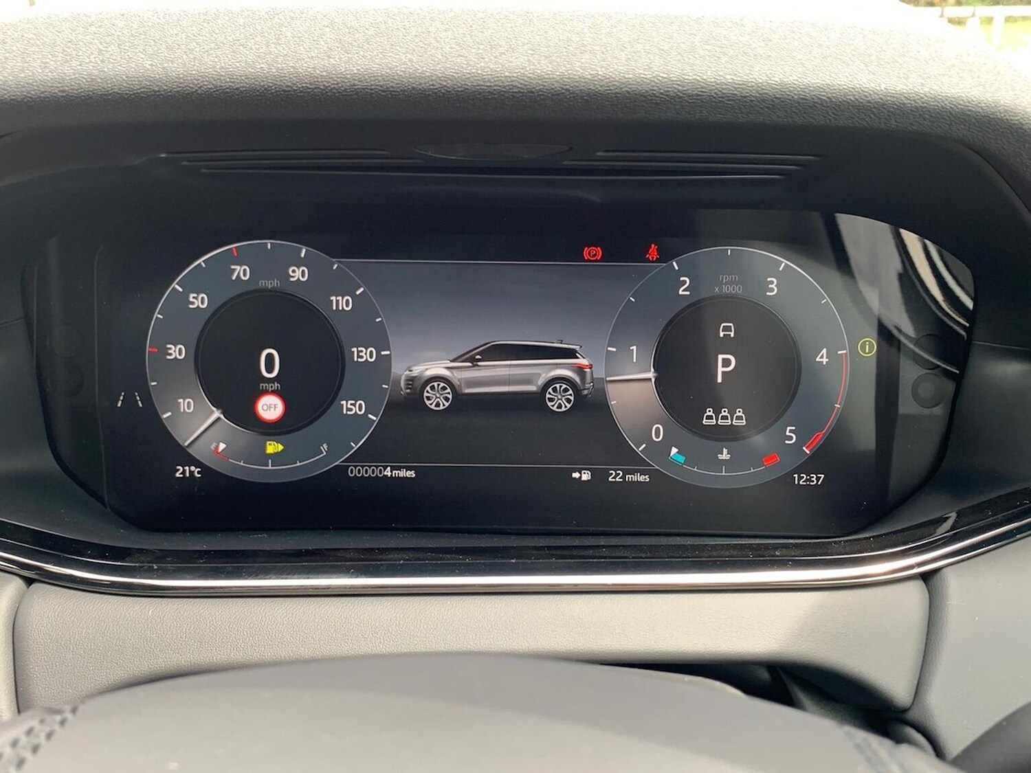 Used Land Rover Range Rover Evoque 2025 for sale - 77984000: Photo 16