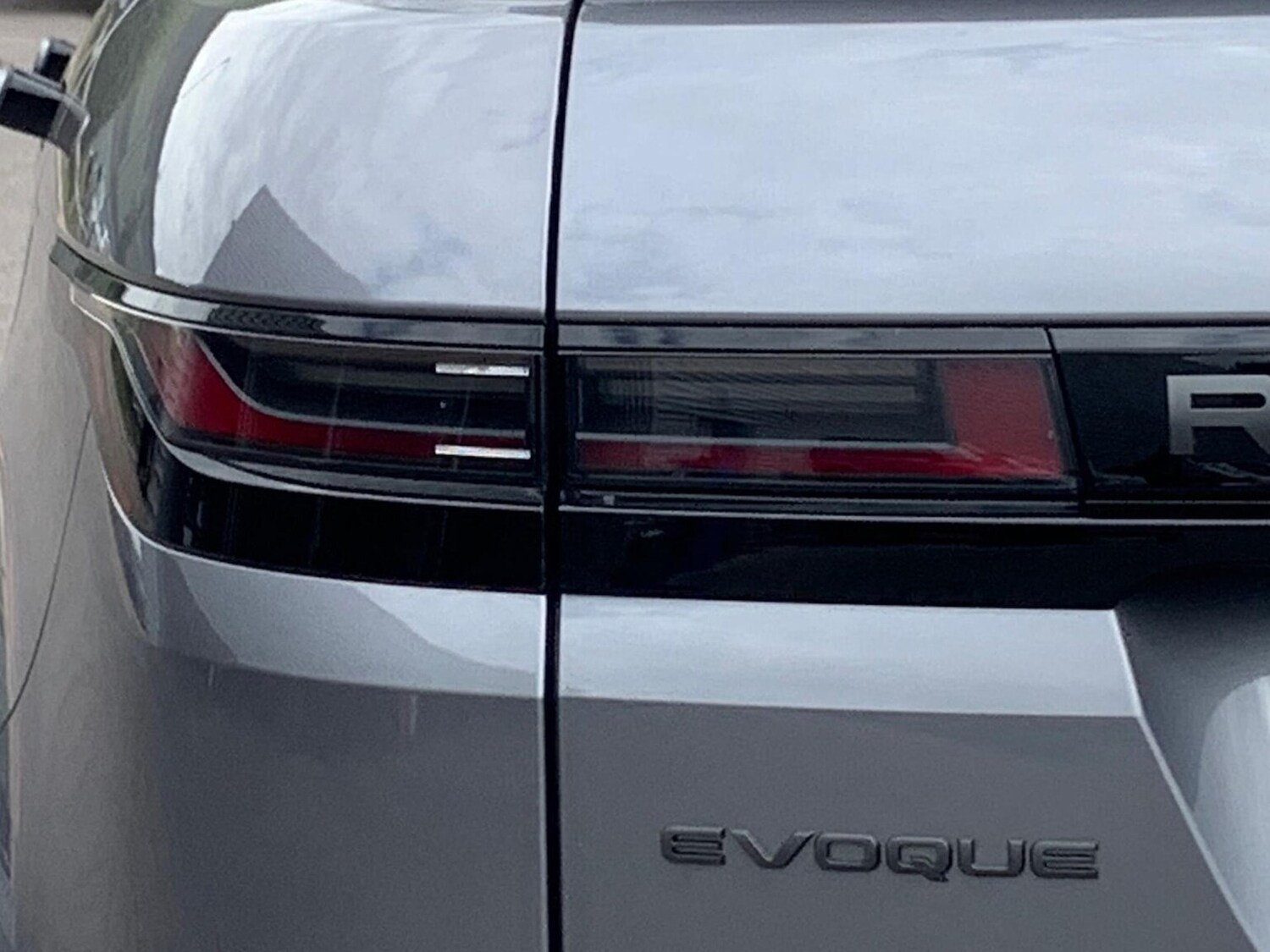 Used Land Rover Range Rover Evoque 2025 for sale - 77984000: Photo 19