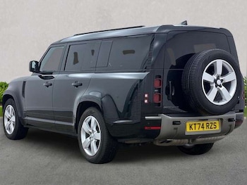 Used Land Rover Defender 2025 for sale - 78310655: Photo