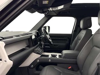 Used Land Rover Defender 2025 for sale - 78310655: Photo