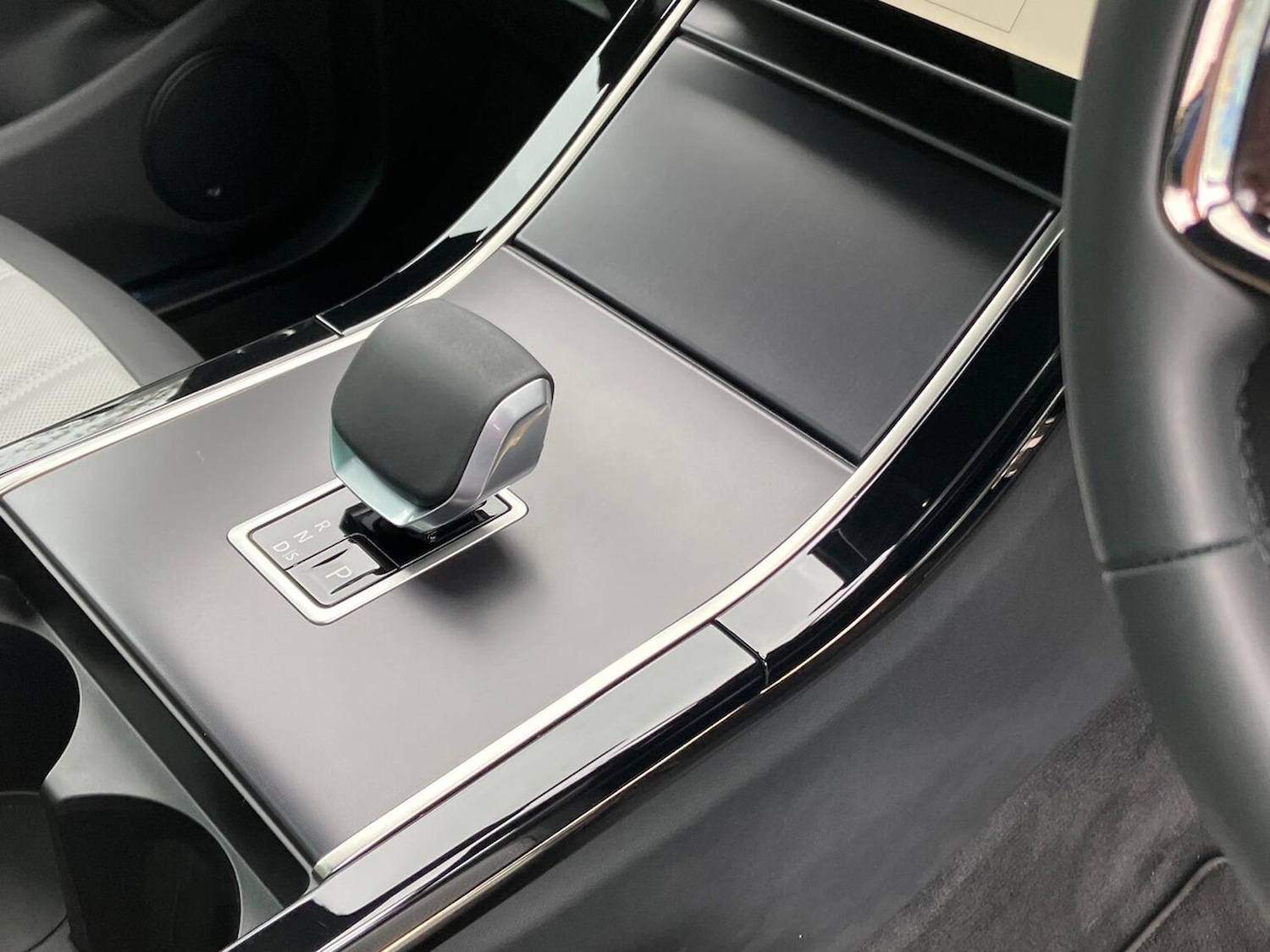 Used Land Rover Range Rover Evoque 2025 for sale - 78191576: Photo 15