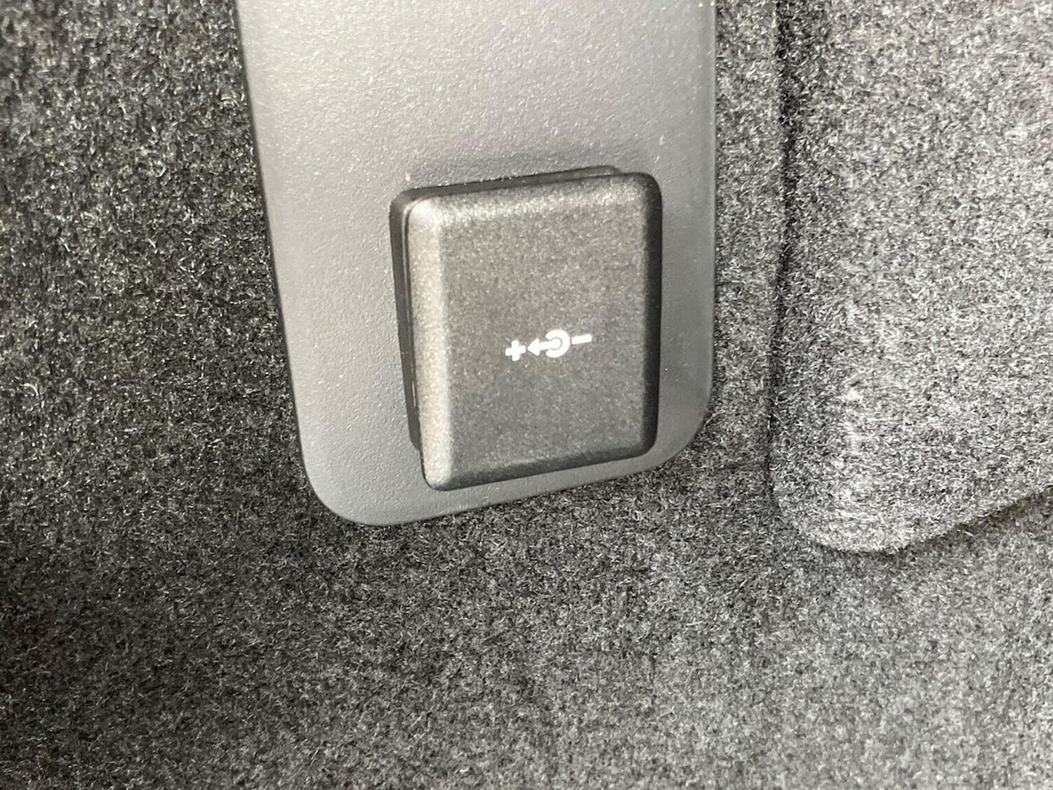 Used Land Rover Range Rover Evoque 2025 for sale - 78191576: Photo 31