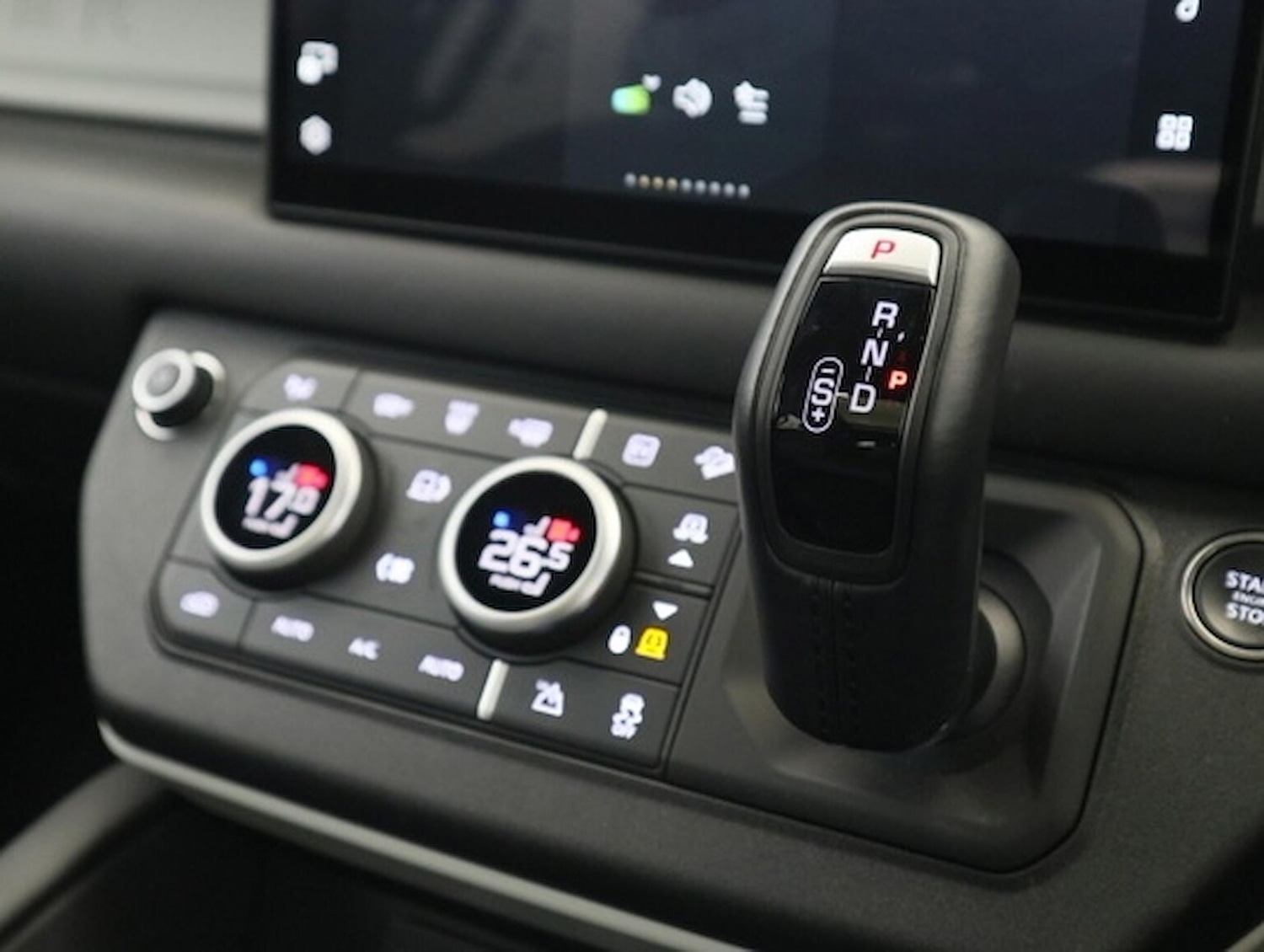 Used Land Rover Defender 2024 for sale - 77572943: Photo 13