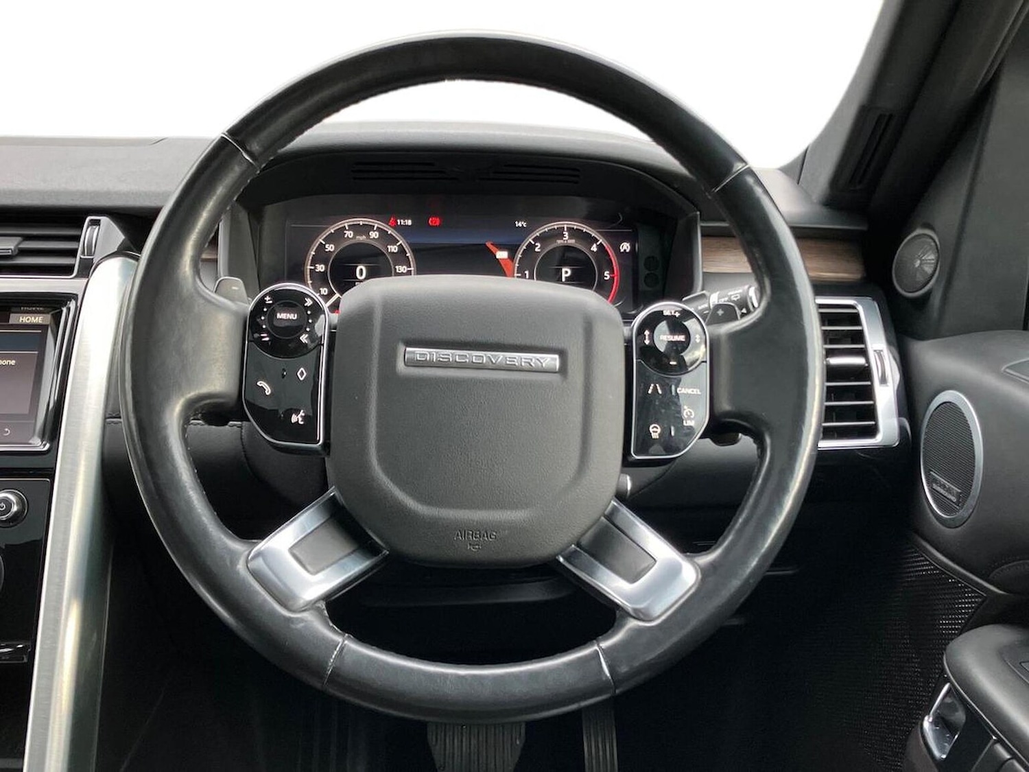 Used Land Rover Discovery 2018 for sale - 76450592: Photo 15