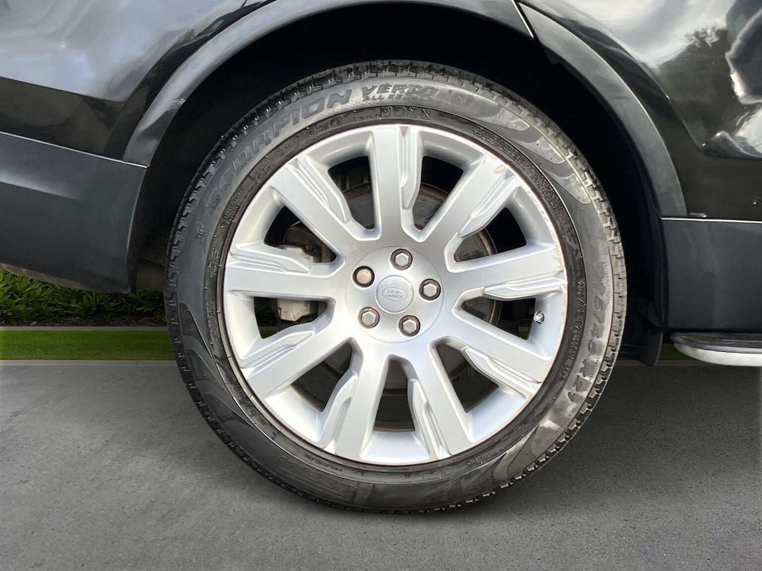 Used Land Rover Discovery 2018 for sale - 76450592: Photo 8