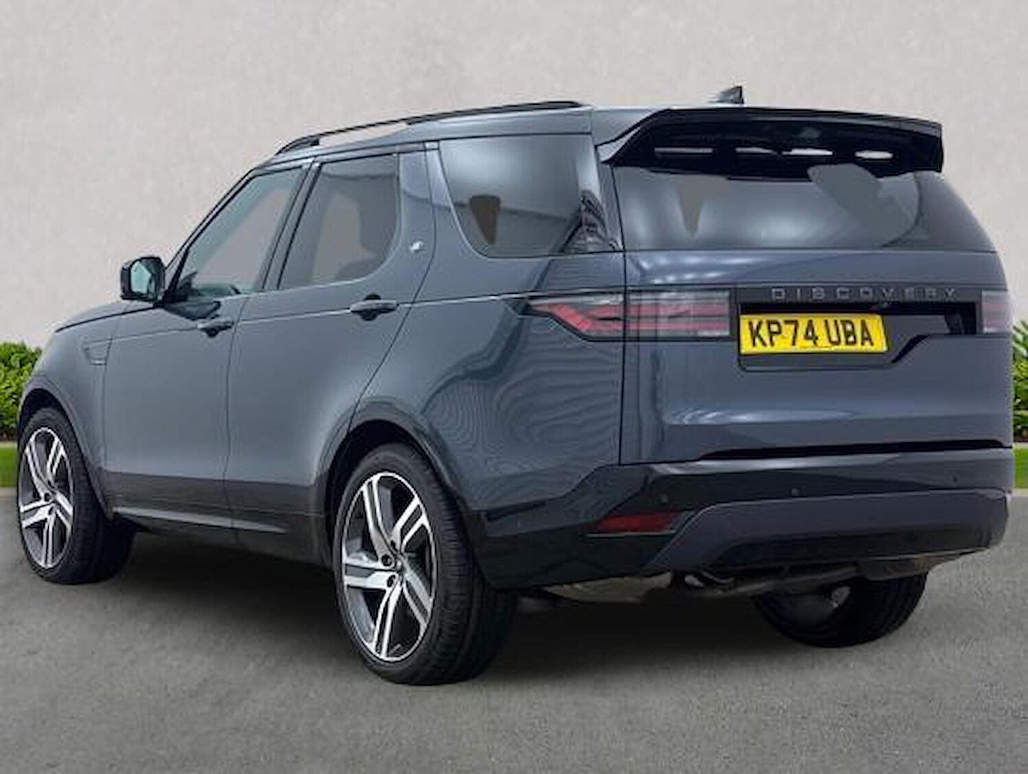 Used Land Rover Discovery 2024 for sale - 78191686: Photo 2