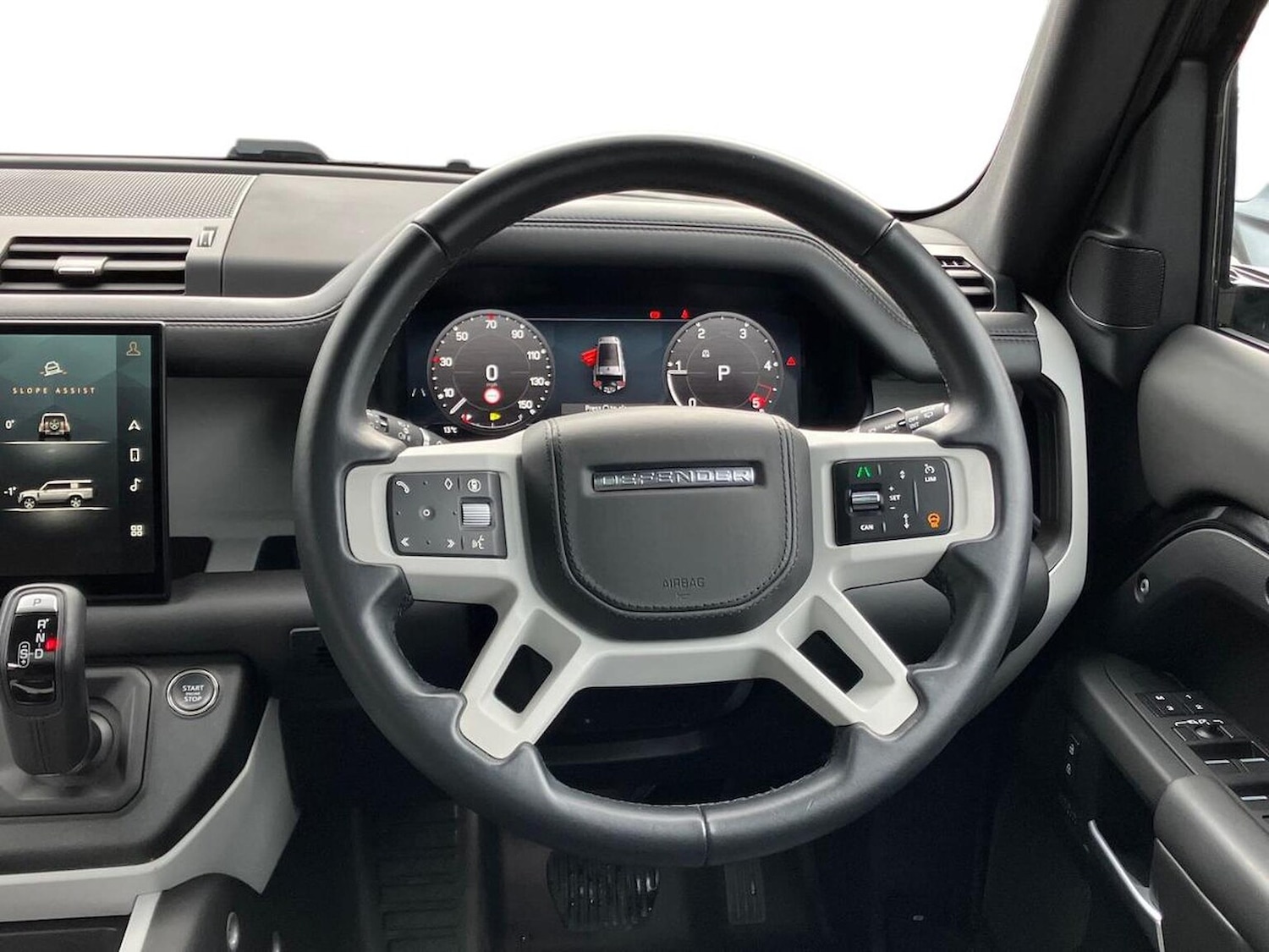 Used Land Rover Defender 2024 for sale - 76885044: Photo 15