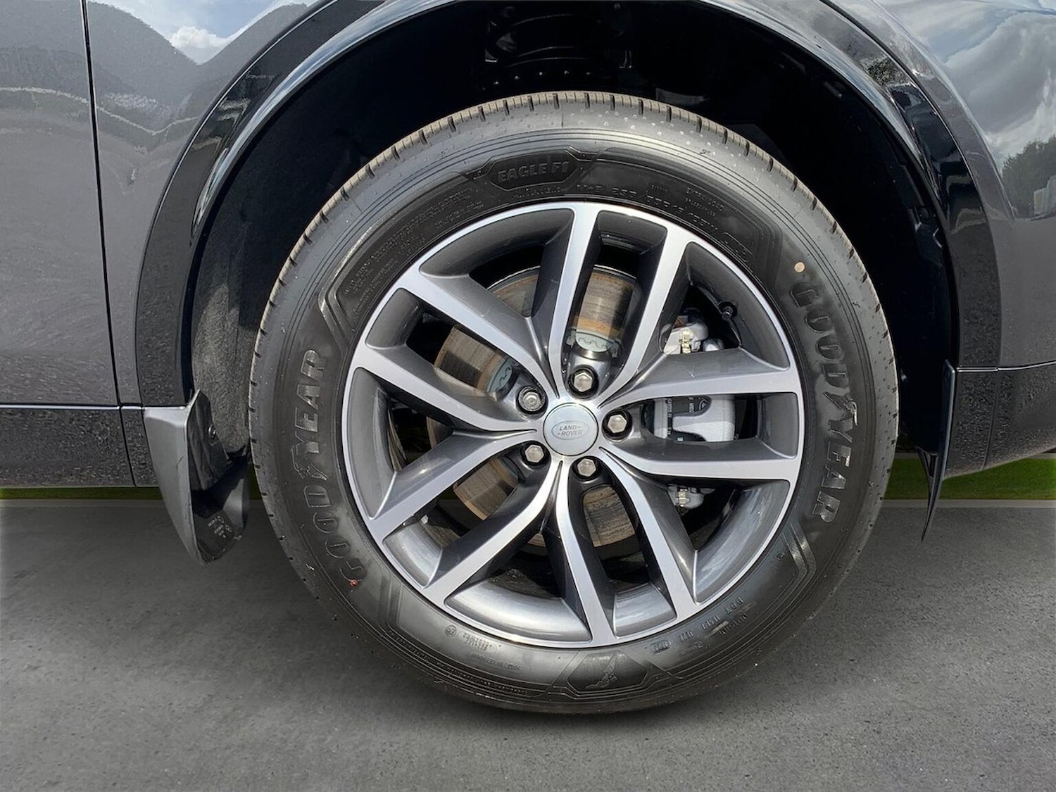 Used Land Rover Discovery Sport 2025 for sale - 77872130: Photo 8