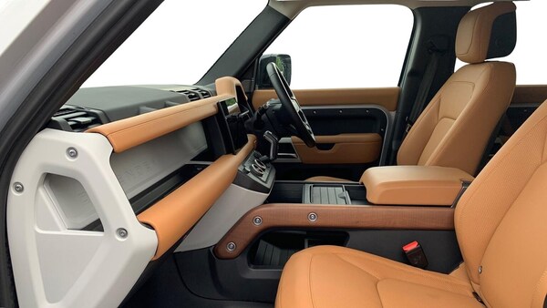 Used Land Rover Defender 2024 for sale - 75436313: Photo 3