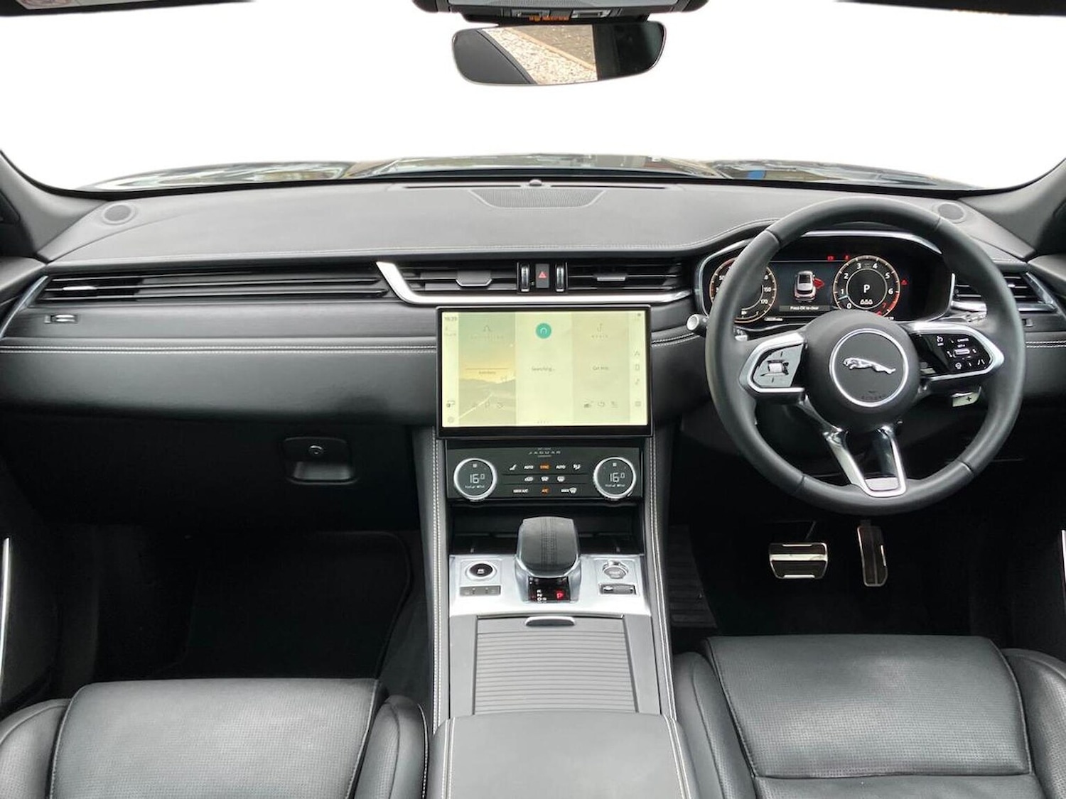 Used Jaguar F-Pace 2023 for sale - 78191738: Photo 11