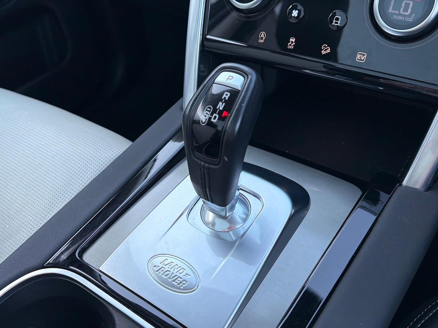 Used Land Rover Discovery Sport 2021 for sale - 77011958: Photo 15