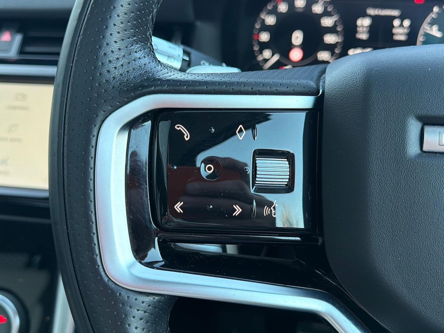 Used Land Rover Discovery Sport 2021 for sale - 77011958: Photo 34