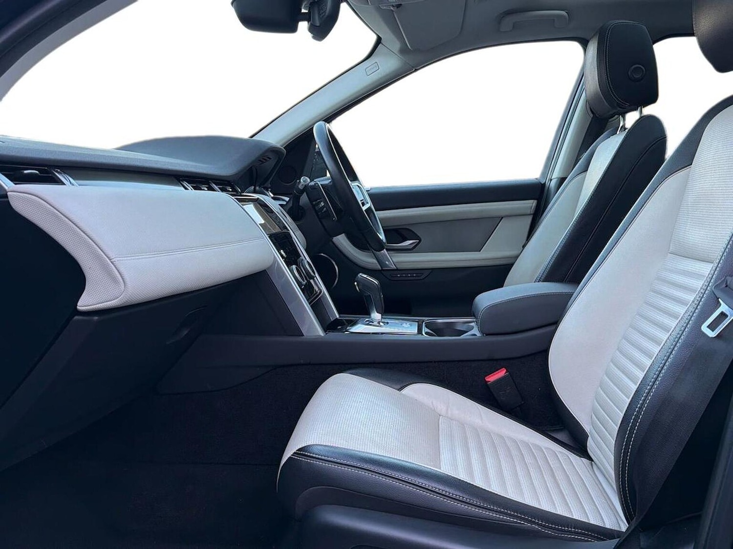 Used Land Rover Discovery Sport 2021 for sale - 77011958: Photo 5