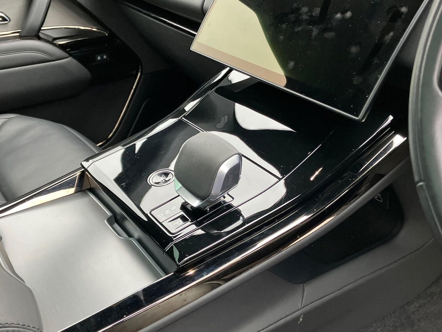 Used Land Rover Range Rover Sport 2024 for sale - 78026143: Photo 13