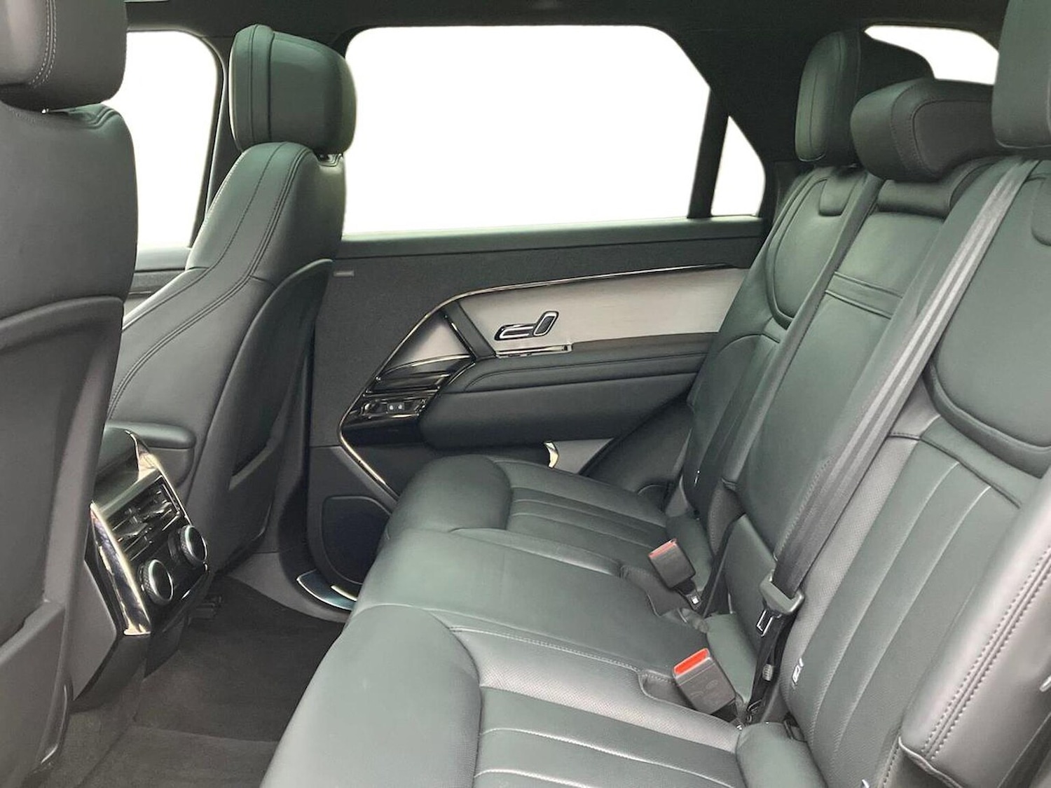 Used Land Rover Range Rover Sport 2024 for sale - 78026143: Photo 4