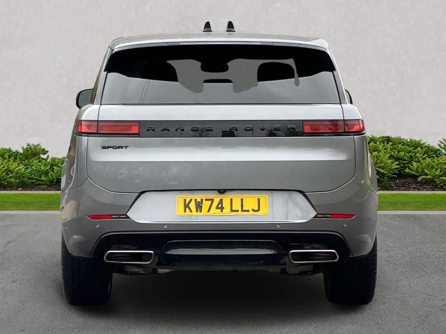 Used Land Rover Range Rover Sport 2024 for sale - 78026143: Photo 6