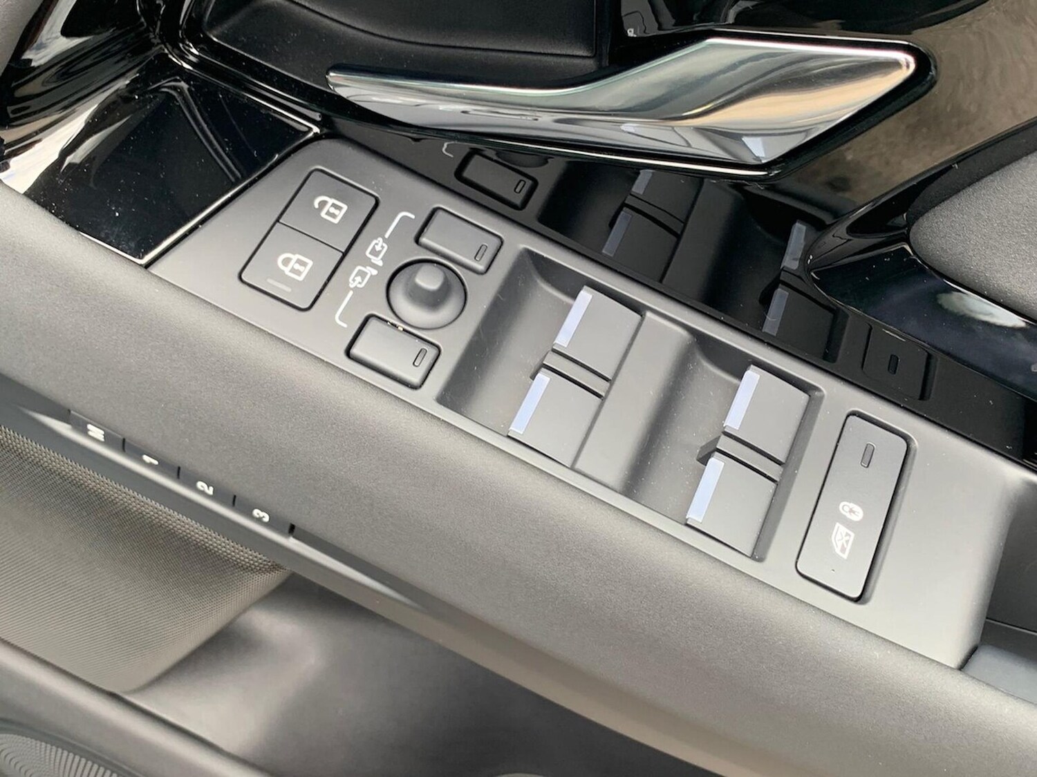 Used Land Rover Range Rover Evoque 2025 for sale - 77489437: Photo 25