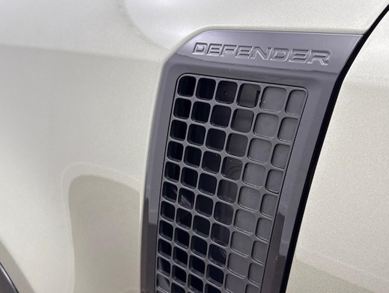 Used Land Rover Defender 2024 for sale - 78191720: Photo 22