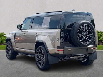 Used Land Rover Defender 2026 for sale - 78366828: Photo