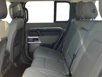 Used Land Rover Defender 2022 for sale - 78324360: Photo