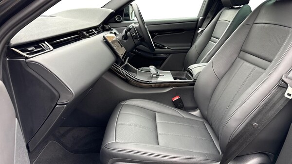 Used Land Rover Range Rover Evoque 2024 for sale - 76252623: Photo 3
