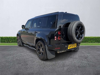Used Land Rover Defender 2025 for sale - 79114880: Photo