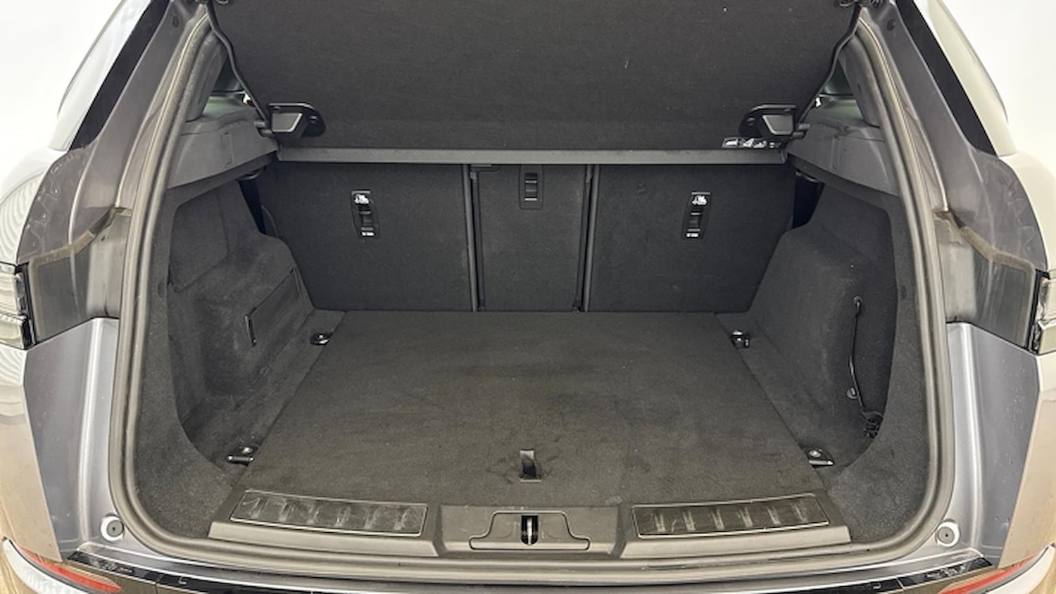 Used Land Rover Range Rover Evoque 2023 for sale - 76357968: Photo 10