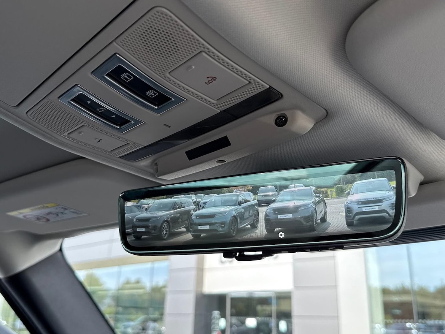 Used Land Rover Defender 2021 for sale - 76741196: Photo 22