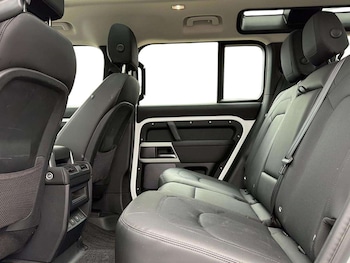Used Land Rover Defender 2024 for sale - 78310635: Photo