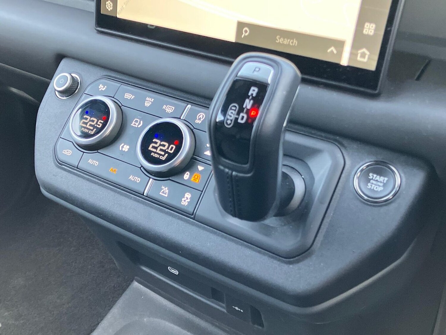 Used Land Rover Defender 2025 for sale - 77489377: Photo 13