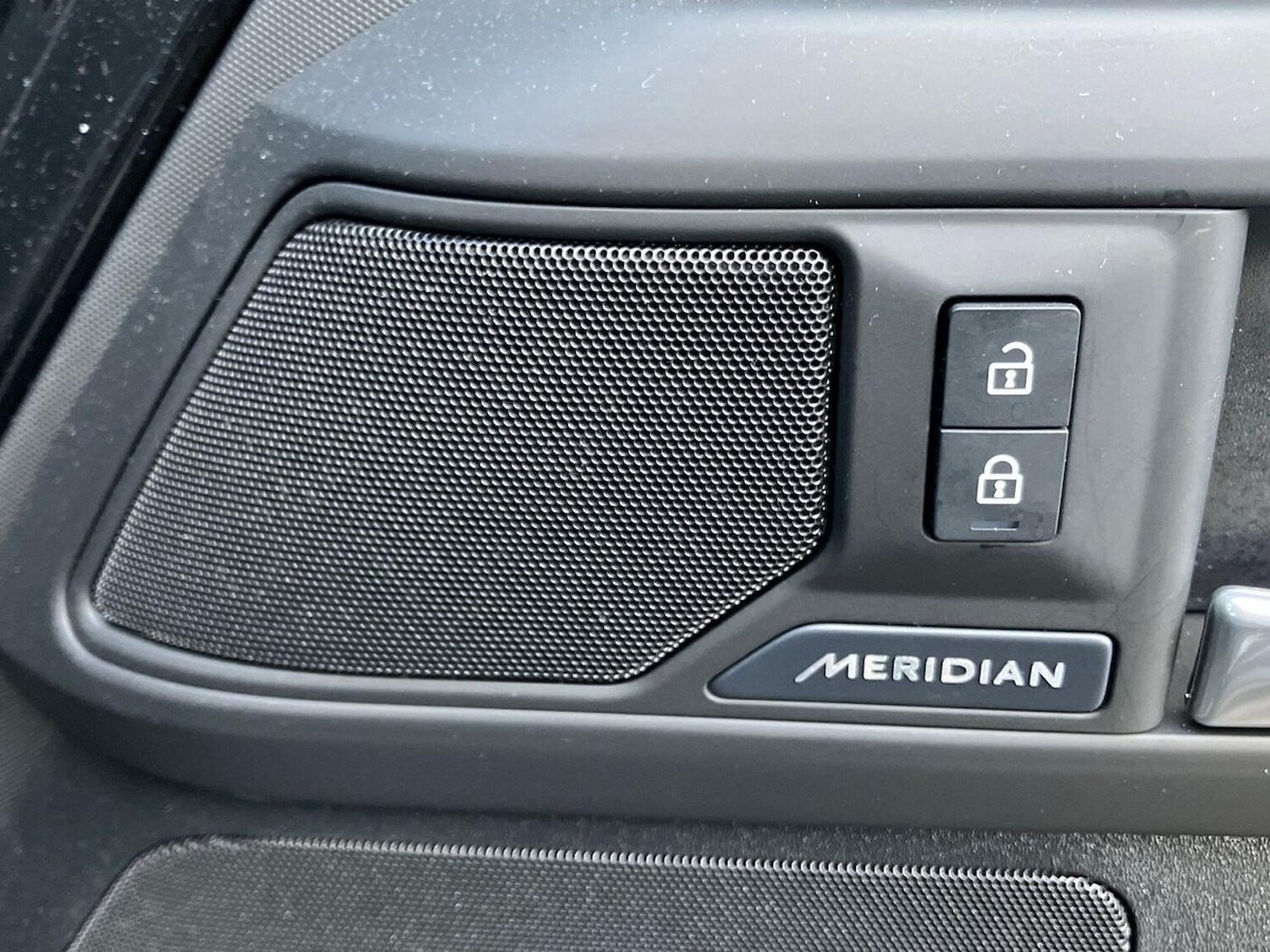 Used Land Rover Defender 2025 for sale - 77489377: Photo 24