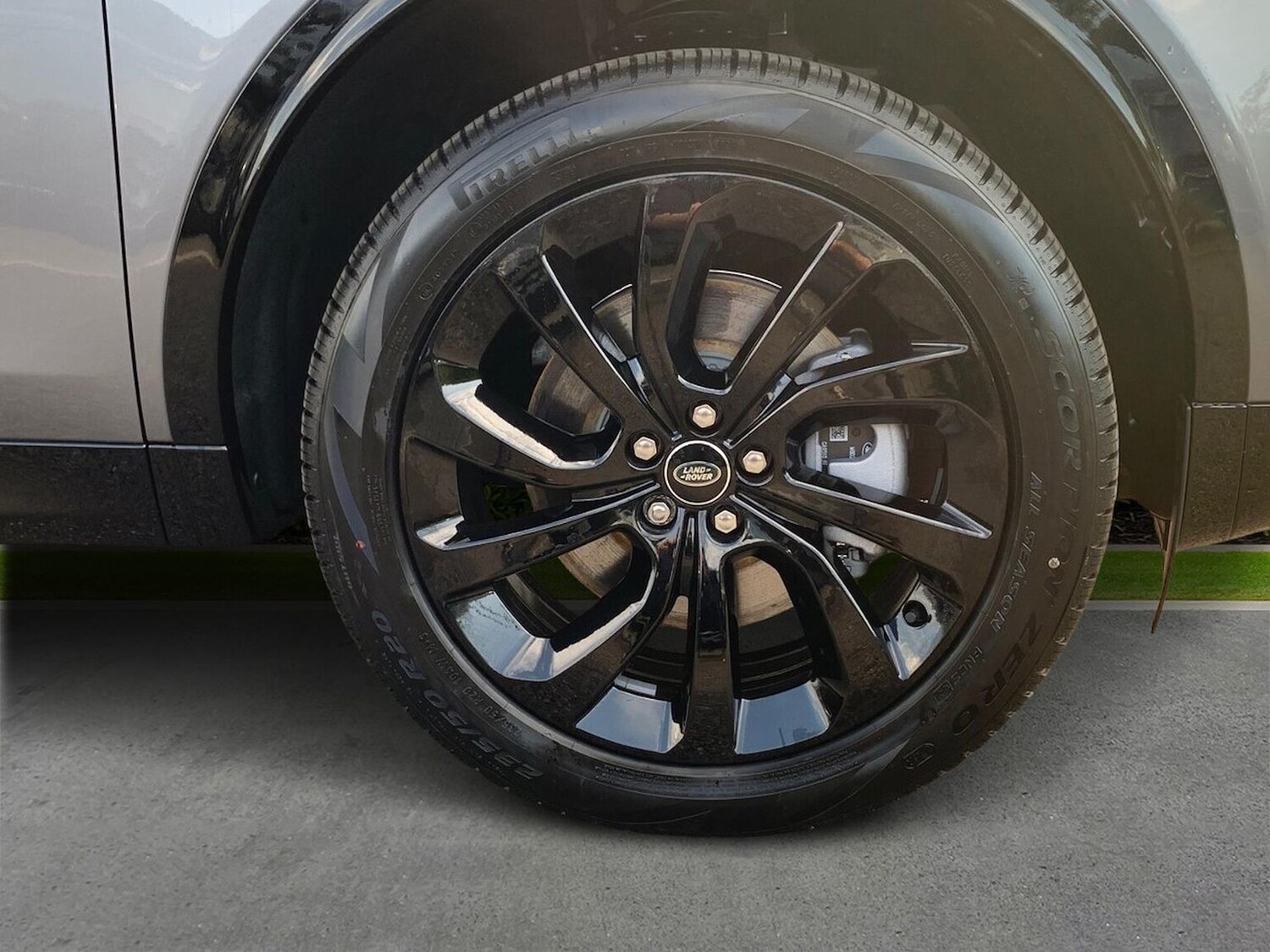 Used Land Rover Discovery Sport 2025 for sale - 77489407: Photo 8