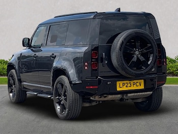 Used Land Rover Defender 2023 for sale - 75436480: Photo