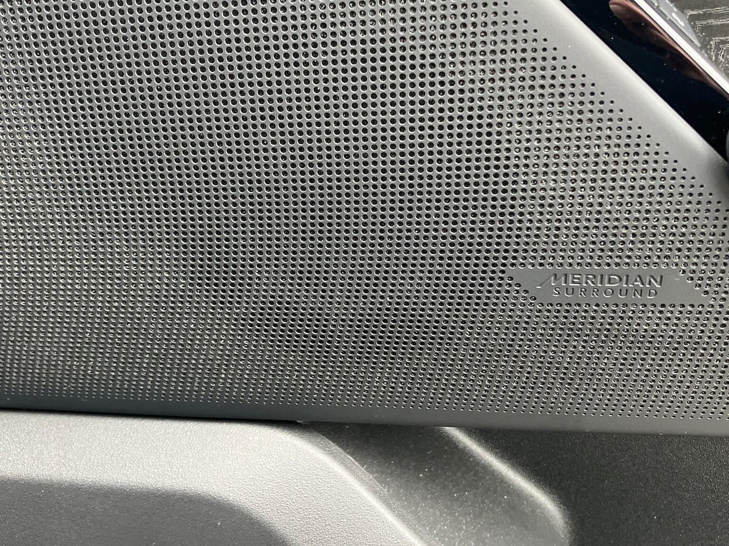 Used Land Rover Range Rover Velar 2025 for sale - 78191750: Photo 26