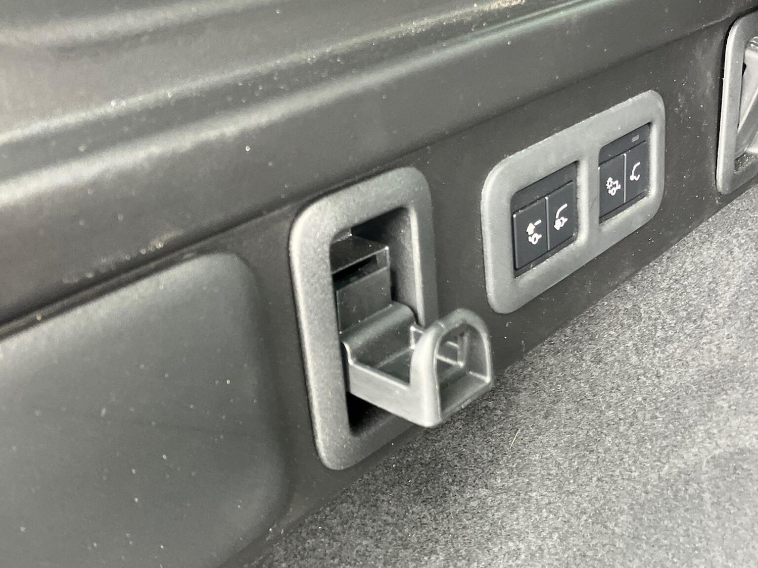 Used Land Rover Range Rover Velar 2025 for sale - 78191750: Photo 29