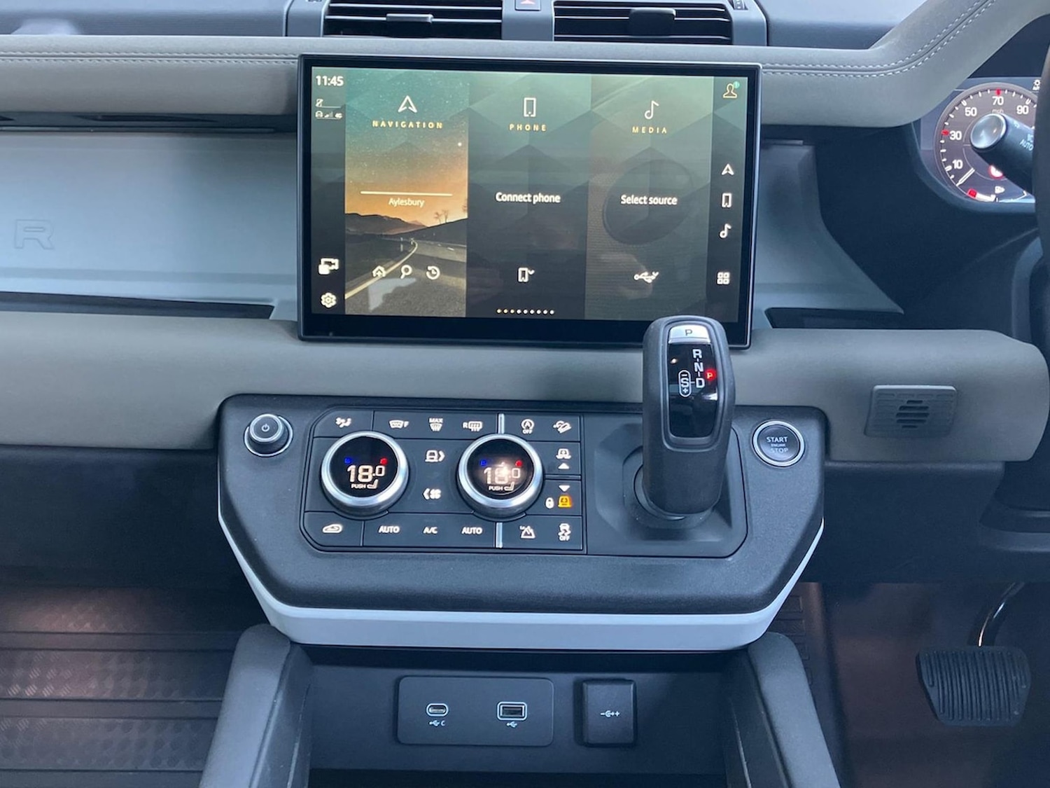 Used Land Rover Defender 2022 for sale - 78191601: Photo 16